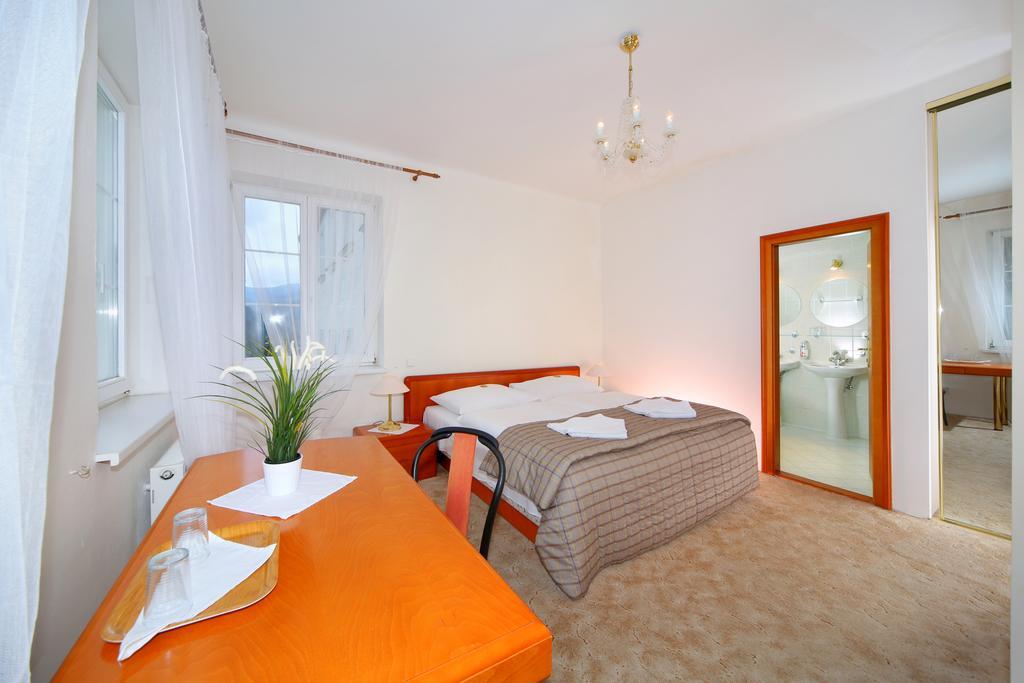 Palace Club Spindleruv Mlyn Ruang foto