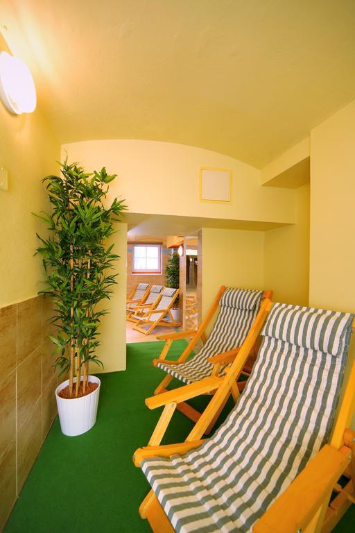 Palace Club Spindleruv Mlyn Bagian luar foto